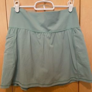 Athleta Skort size Medium